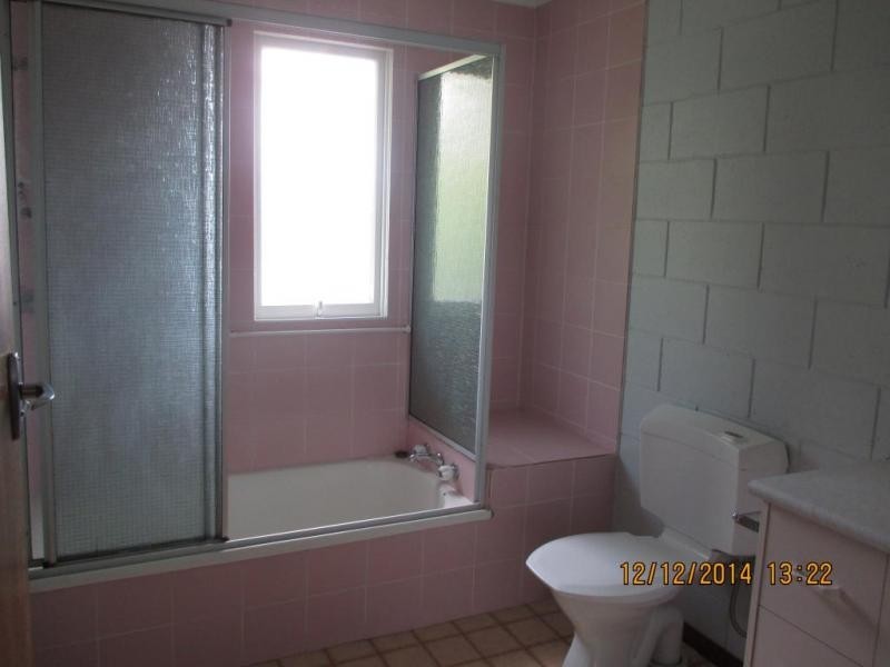 2/32 Victoria Parade, Devonport TAS 7310