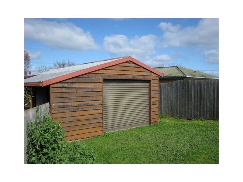 104 Stewart Street, Devonport TAS 7310