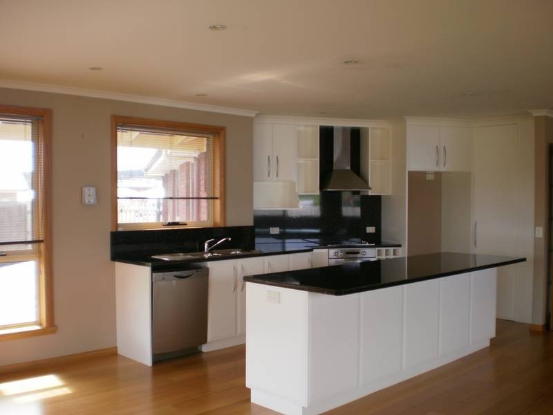 11 Cherry Grove, Latrobe TAS 7307