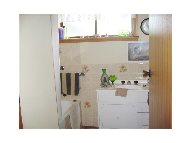 2/110 Caroline Street, East Devonport TAS 7310