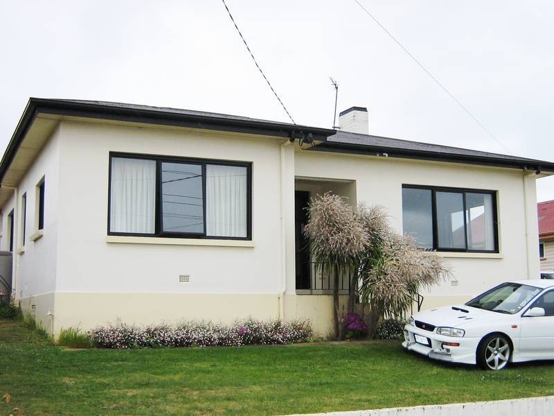 16 Ashburner Street, Devonport TAS 7310