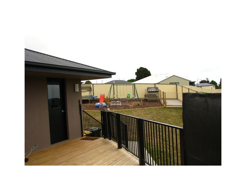 9 Dana Drive, Devonport TAS 7310