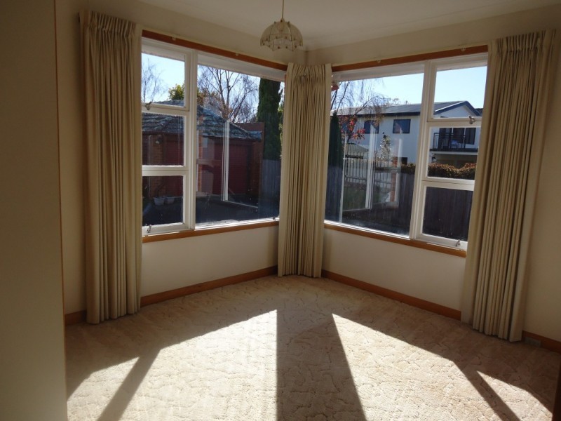 30 Victoria Parade, Devonport TAS 7310
