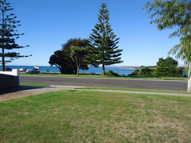 30 Victoria Parade, Devonport TAS 7310