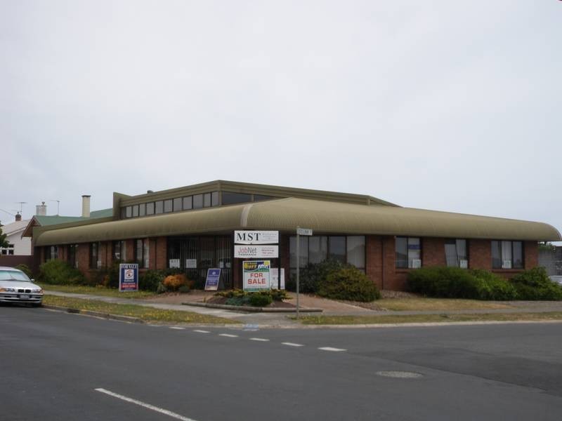 56-58 Oldaker Street, Devonport TAS 7310