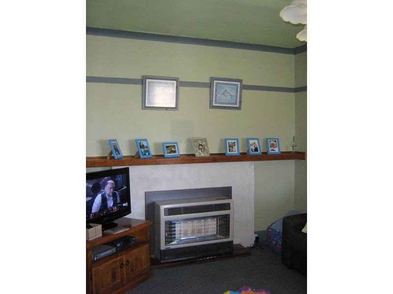 27 Madden Crescent, Devonport TAS 7310