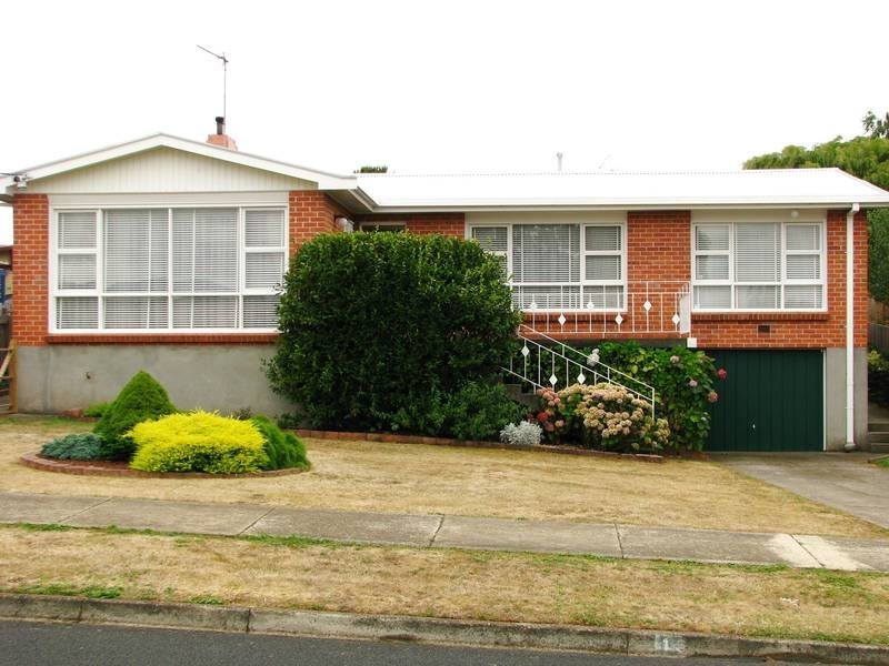 15 Mungala Crescent, Devonport TAS 7310