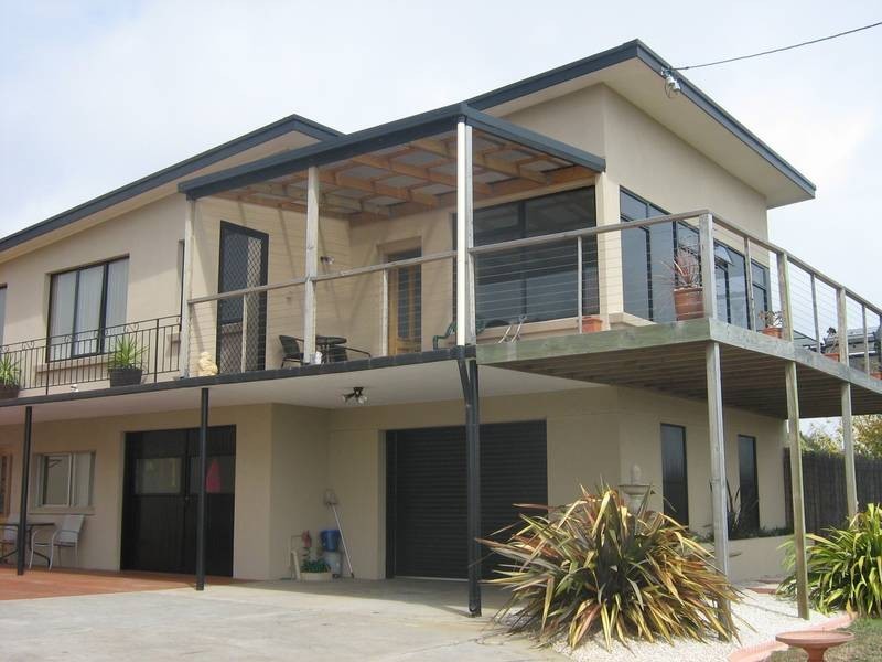 1/185 Steele Street, Devonport TAS 7310