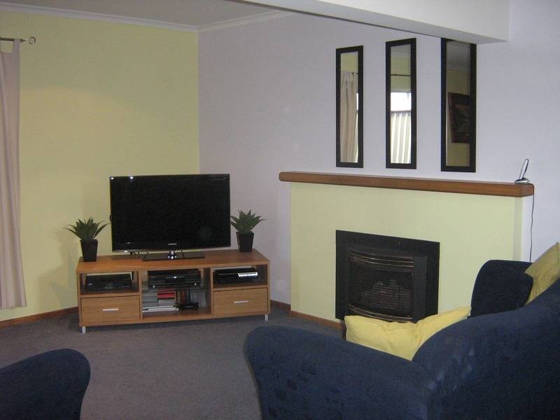 20 Hilltop Avenue, Devonport TAS 7310