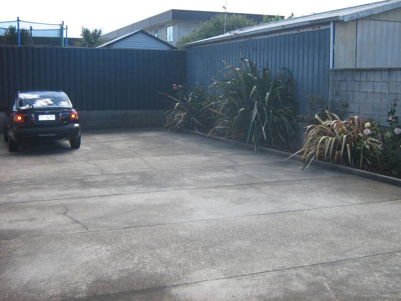 20 Hilltop Avenue, Devonport TAS 7310