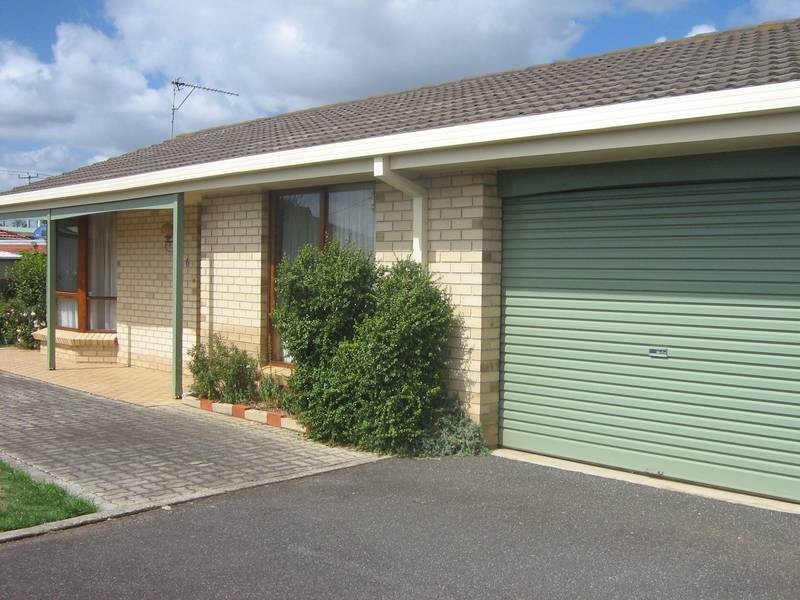 6/2 Orana Place, Devonport TAS 7310