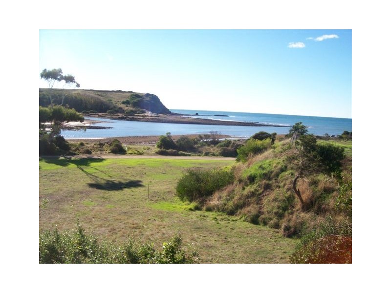 6 Coles Beach Close, Devonport TAS 7310