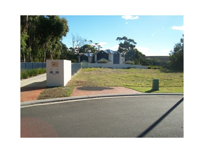 6 Coles Beach Close, Devonport TAS 7310