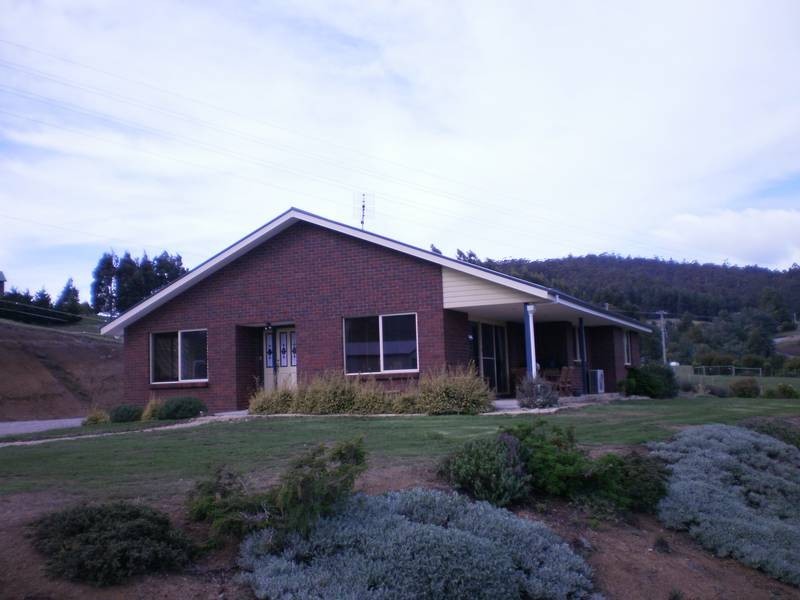 16 Camborne Drive, Acacia Hills TAS 7306