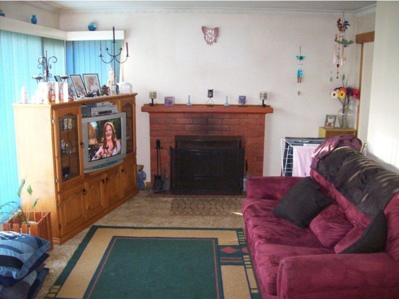 17 Churchill Avenue, Devonport TAS 7310