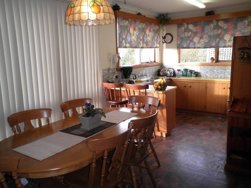 34 Torquay Road, East Devonport TAS 7310