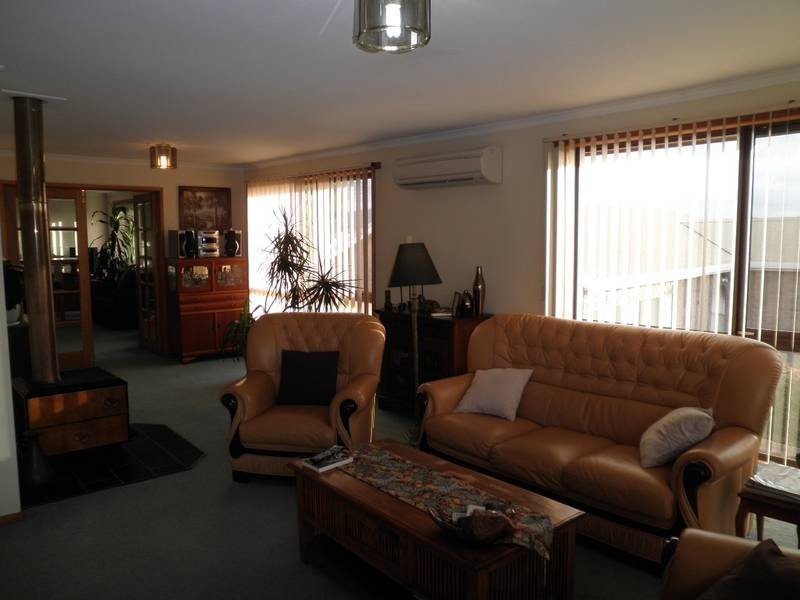 34 Torquay Road, East Devonport TAS 7310