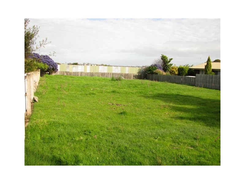 112 Caroline Street, East Devonport TAS 7310