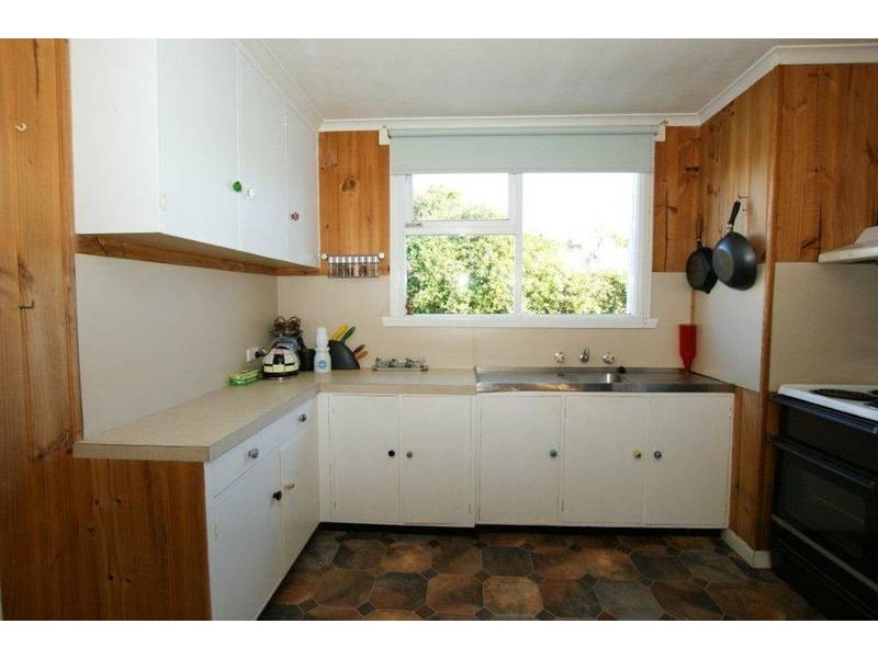 8 James Street, Devonport TAS 7310