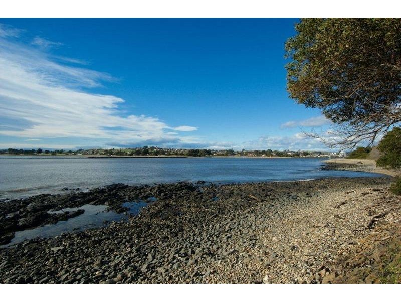 8 James Street, Devonport TAS 7310