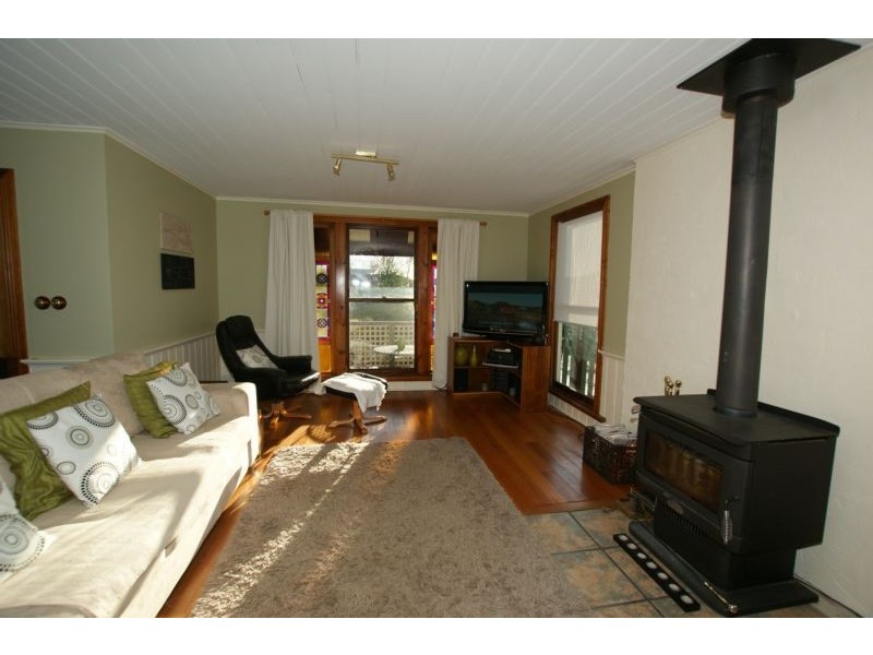 21 George Street, Ulverstone TAS 7315