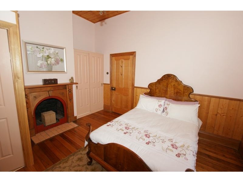 21 George Street, Ulverstone TAS 7315