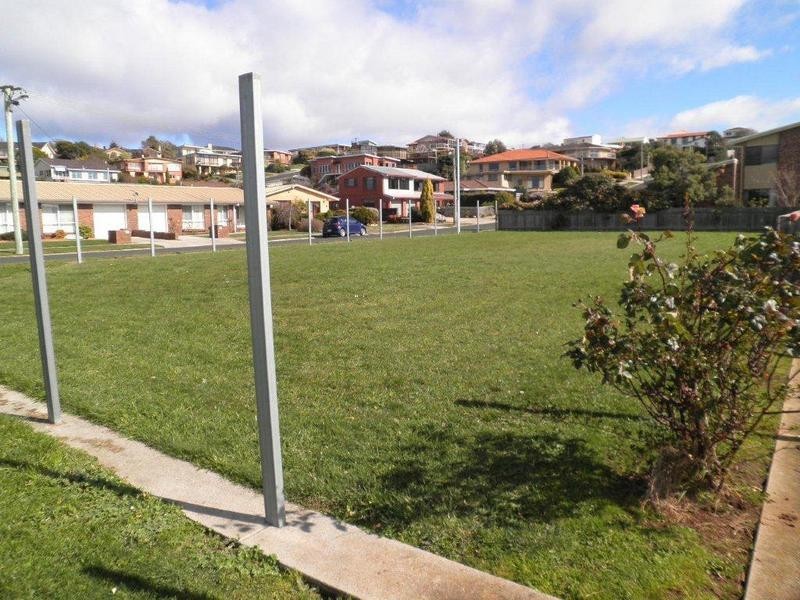 143 Ronald Street, Devonport TAS 7310