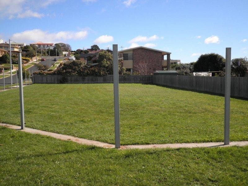 143 Ronald Street, Devonport TAS 7310