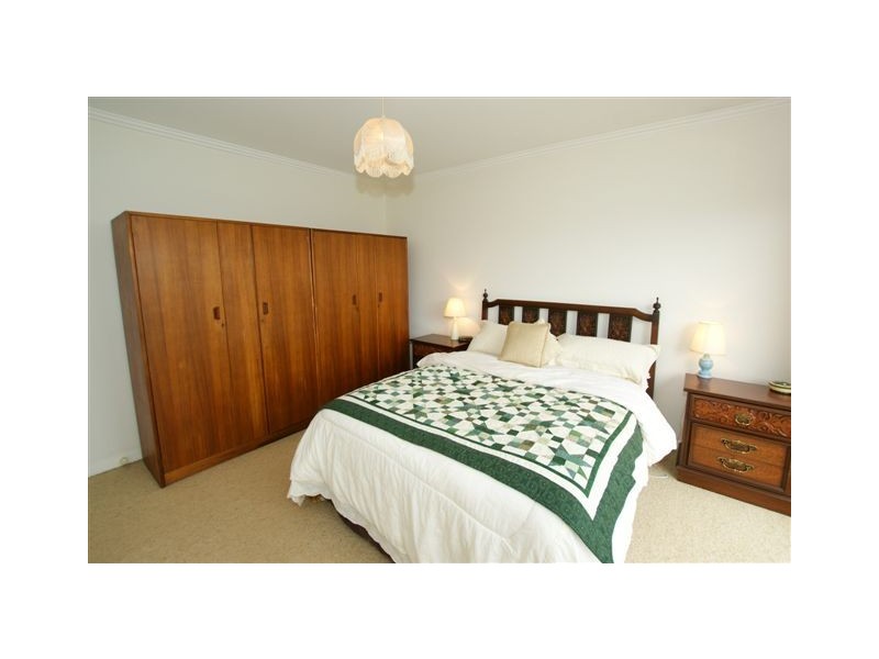 77 York Street, Devonport TAS 7310