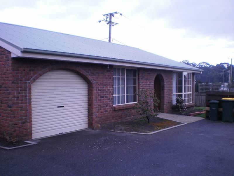 2/58 River Road, Ambleside TAS 7310