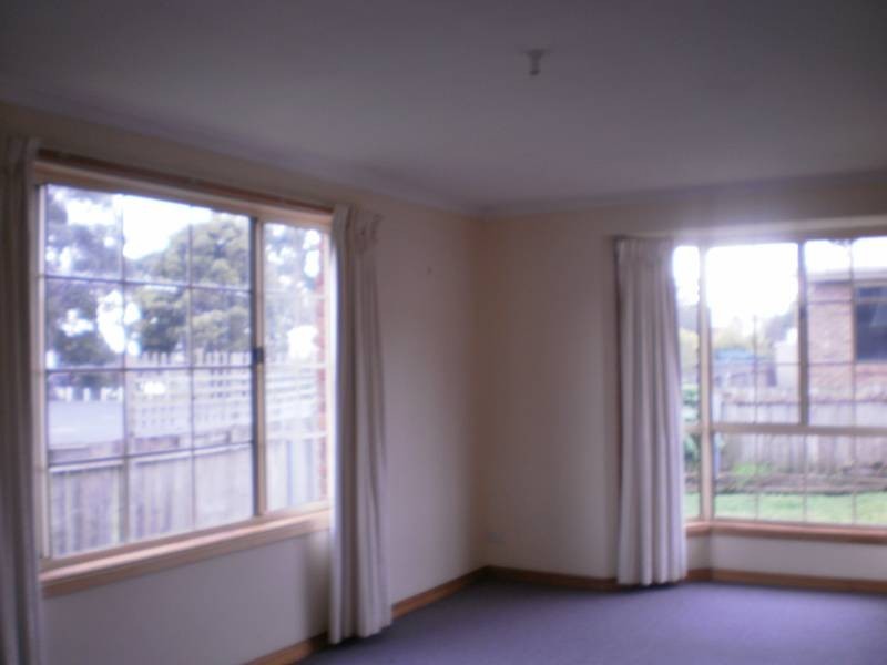 2/58 River Road, Ambleside TAS 7310