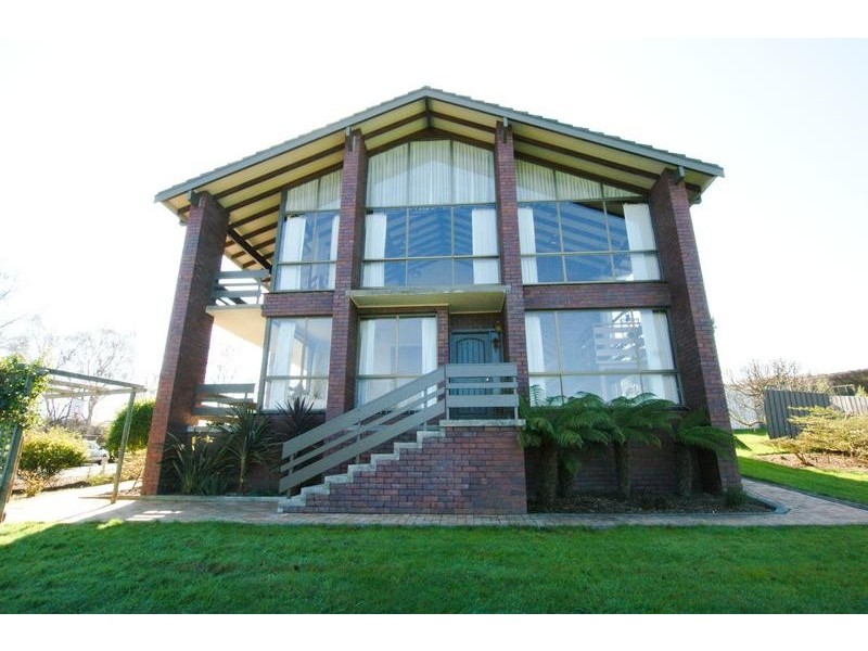 21 Oakwood Drive, Ambleside TAS 7310