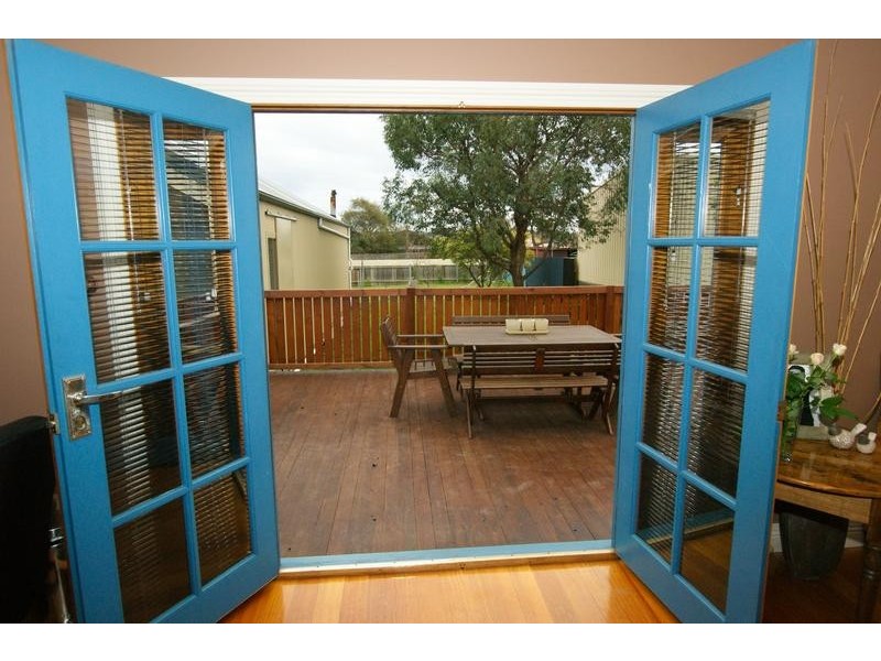 16 Forbes Street, Devonport TAS 7310