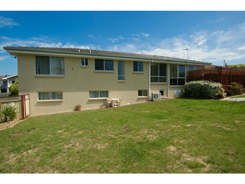 6 Loatta Avenue, Miandetta TAS 7310
