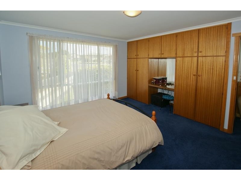 6 Loatta Avenue, Miandetta TAS 7310