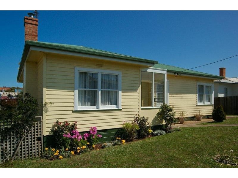 147 Oldaker Street, Devonport TAS 7310