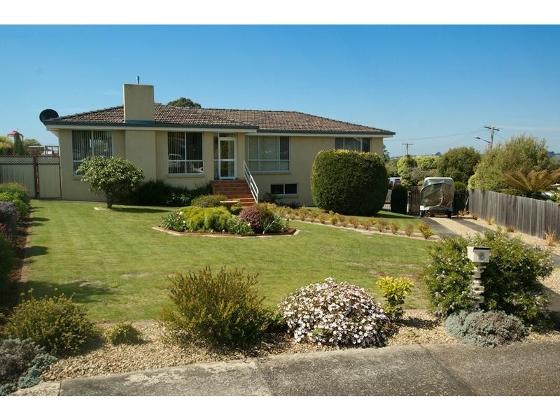 6 Loatta Avenue, Devonport TAS 7310