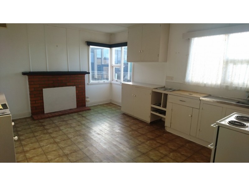 24 Don Road, Devonport TAS 7310