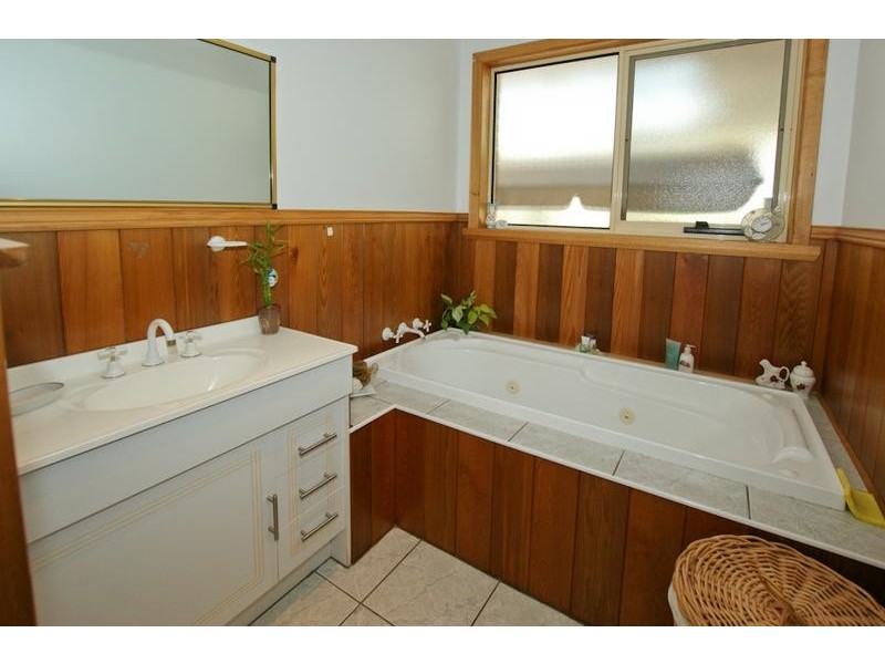 31 River Road, Ambleside TAS 7310