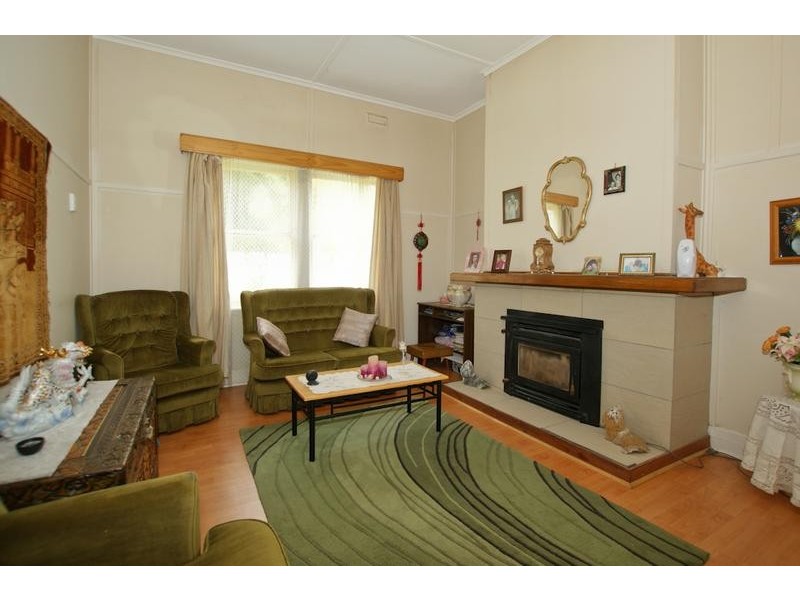 10 Holmes Road, Roland TAS 7306