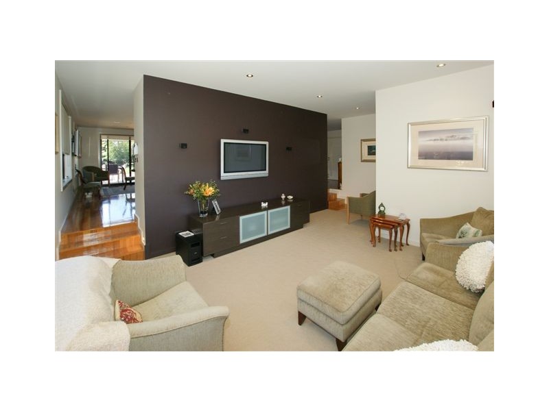 20 Surrey Street, Devonport TAS 7310