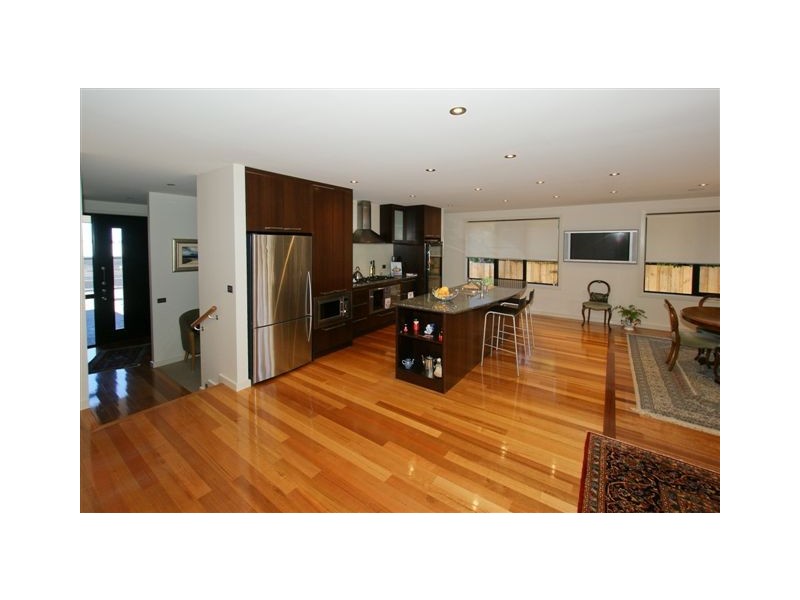 20 Surrey Street, Devonport TAS 7310