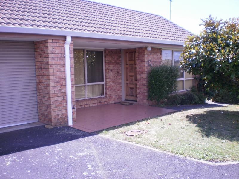 5/26 Charles Street, Devonport TAS 7310