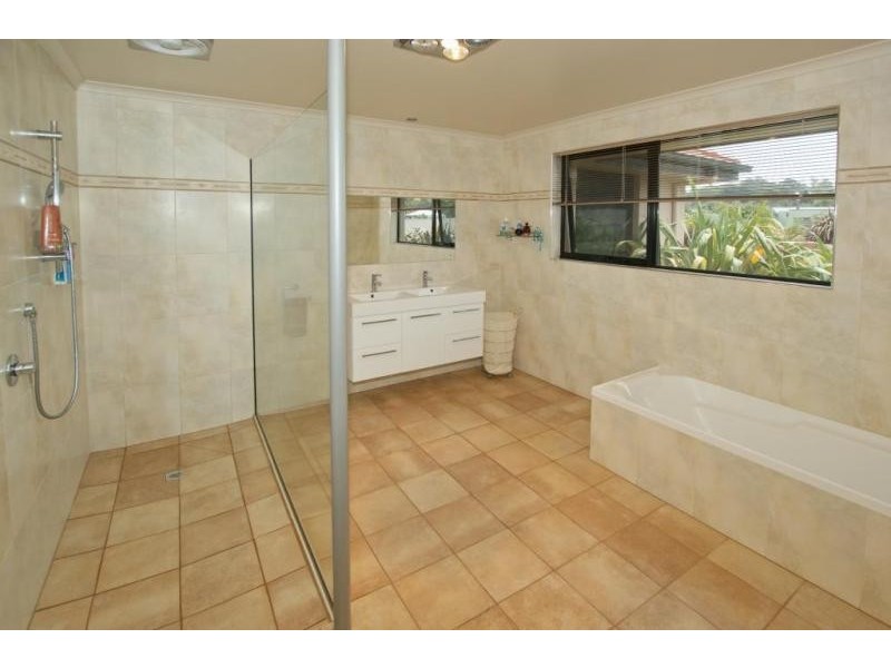 8 Brockmarsh Place, West Ulverstone TAS 7315