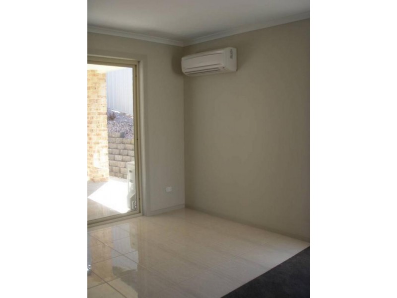 2/87a Gilbert Street, Latrobe TAS 7307