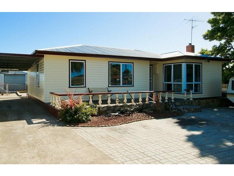 19 BROOKE STREET, East Devonport TAS 7310