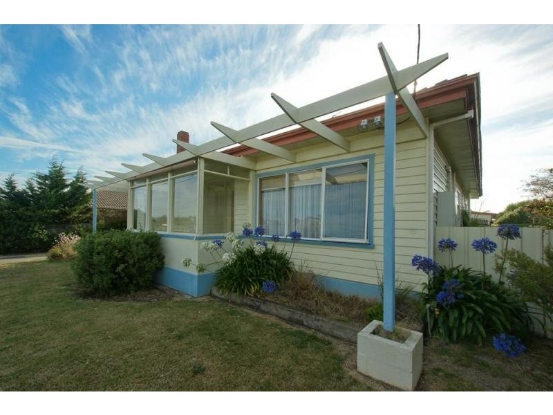 15 Wheeler Street, East Devonport TAS 7310