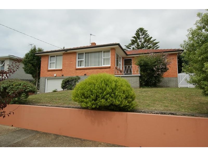 35 Croft Avenue, Devonport TAS 7310