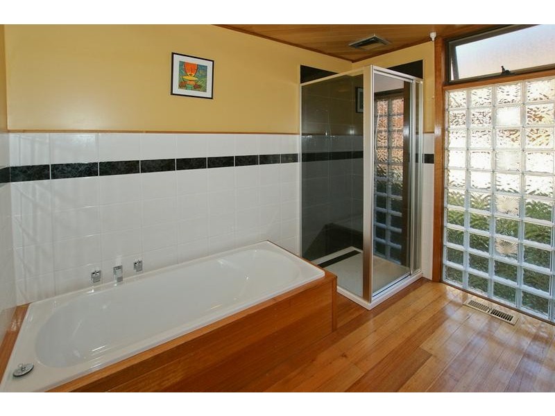 65 Surrey Street, Devonport TAS 7310