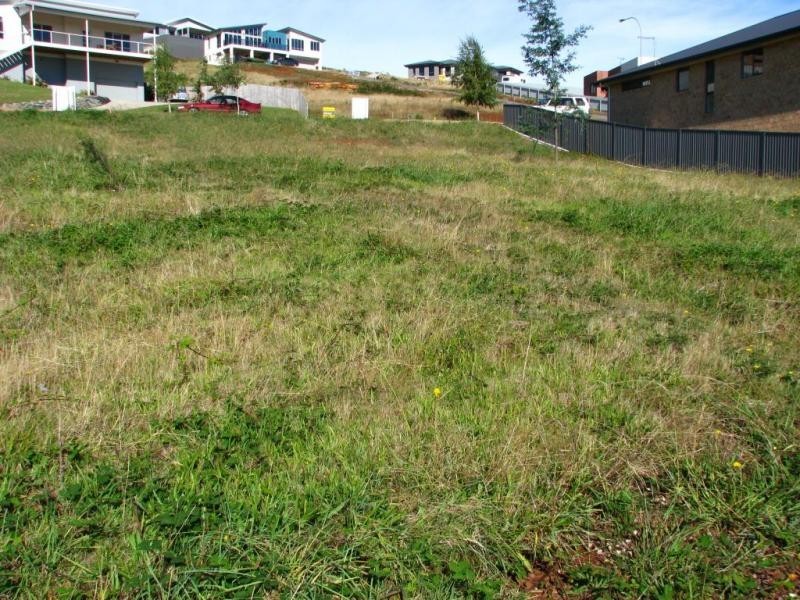 28 McCall Terrace, Stony Rise TAS 7310